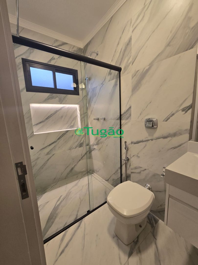 Casa de Condomínio com 3 quartos à venda, 285m² — foto 15 de 36