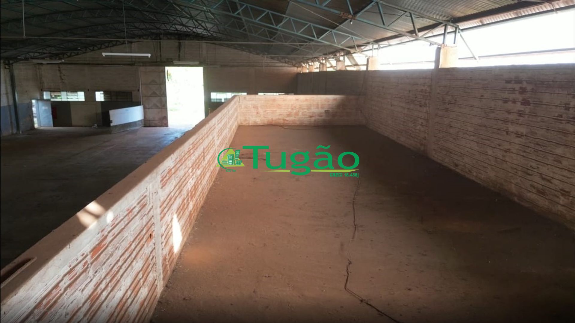 Loja / Salão / Ponto Comercial  à venda, 950m² — foto 3 de 4