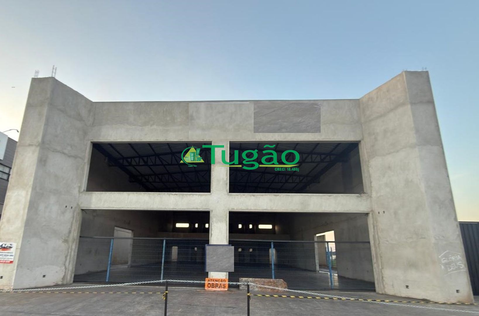 Loja / Salão / Ponto Comercial  para aluguel, 749m² — foto 1 de 4