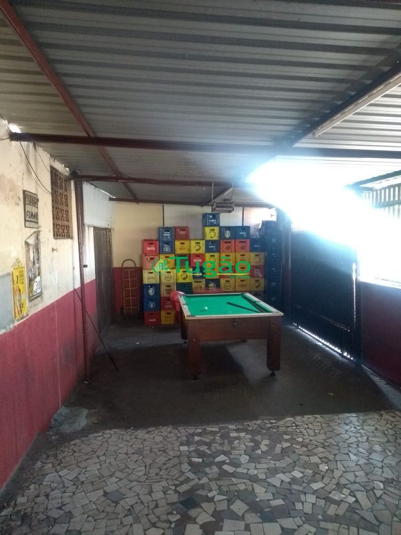 Imóvel Comercial com 2 quartos à venda, 180m² — foto 2 de 4