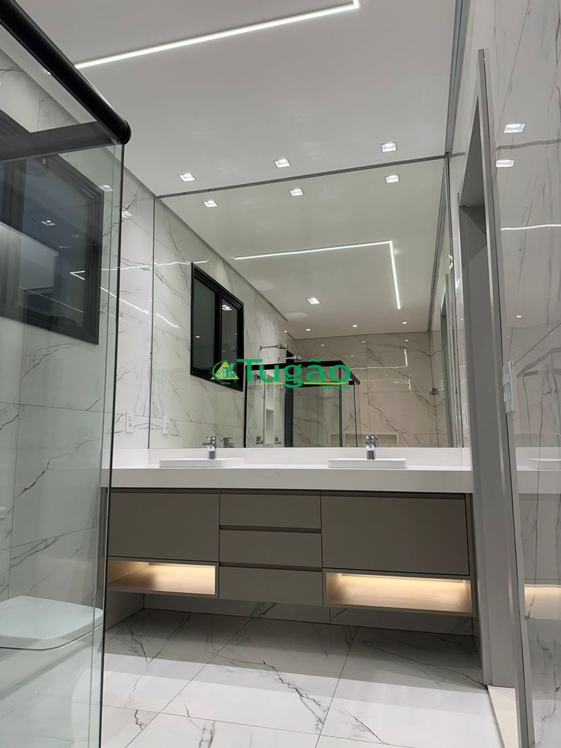 Casa de Condomínio com 3 quartos à venda, 272m² — foto 14 de 33