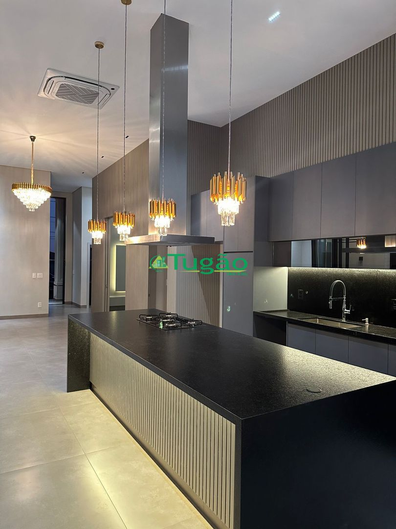 Casa de Condomínio com 3 quartos à venda, 272m² — foto 21 de 33