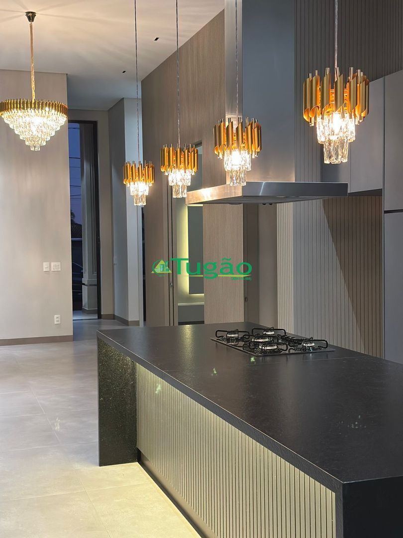Casa de Condomínio com 3 quartos à venda, 272m² — foto 23 de 33