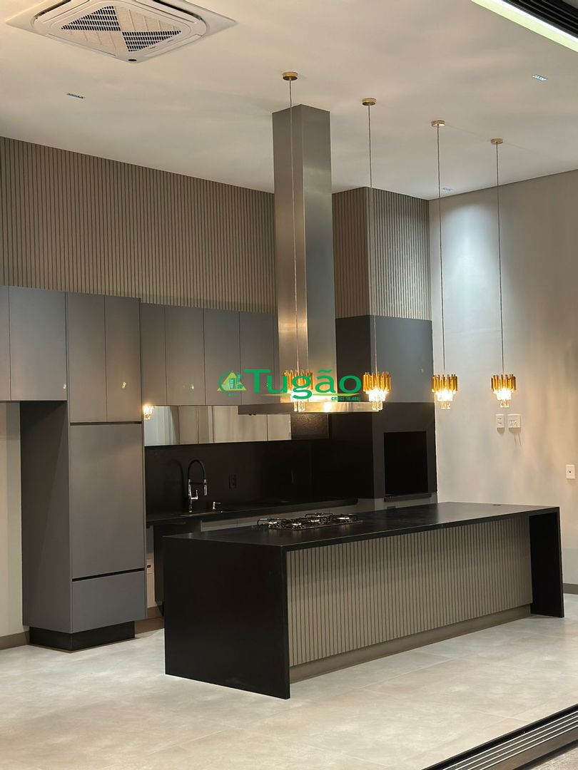Casa de Condomínio com 3 quartos à venda, 272m² — foto 29 de 33