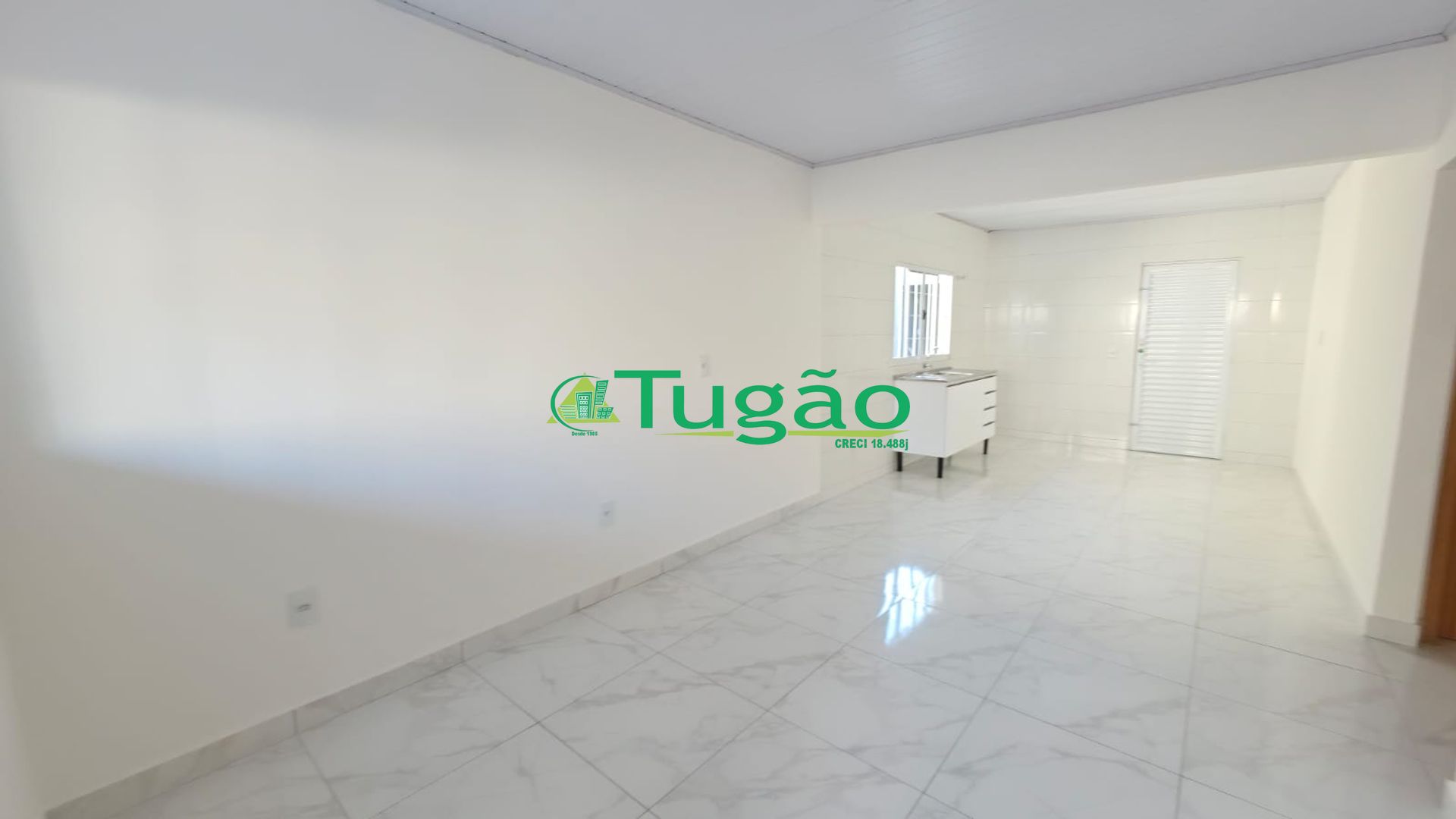 Casa com 2 quartos à venda, 129m² — foto 2 de 8