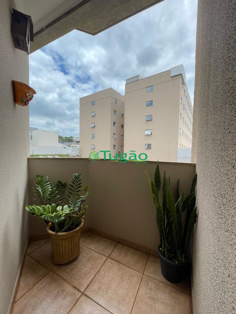 Apartamento com 3 quartos à venda, 90m² — foto 1 de 42