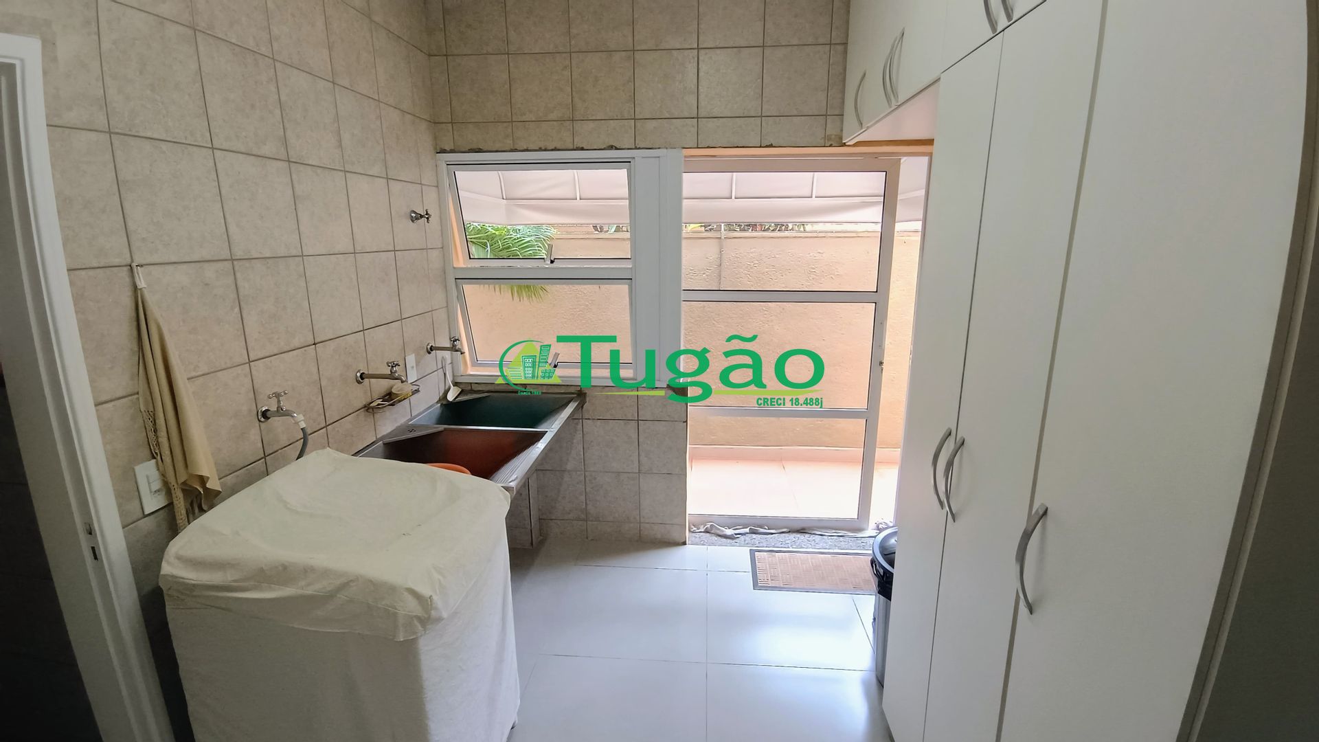 Casa de Condomínio com 3 quartos à venda, 365m² — foto 14 de 31