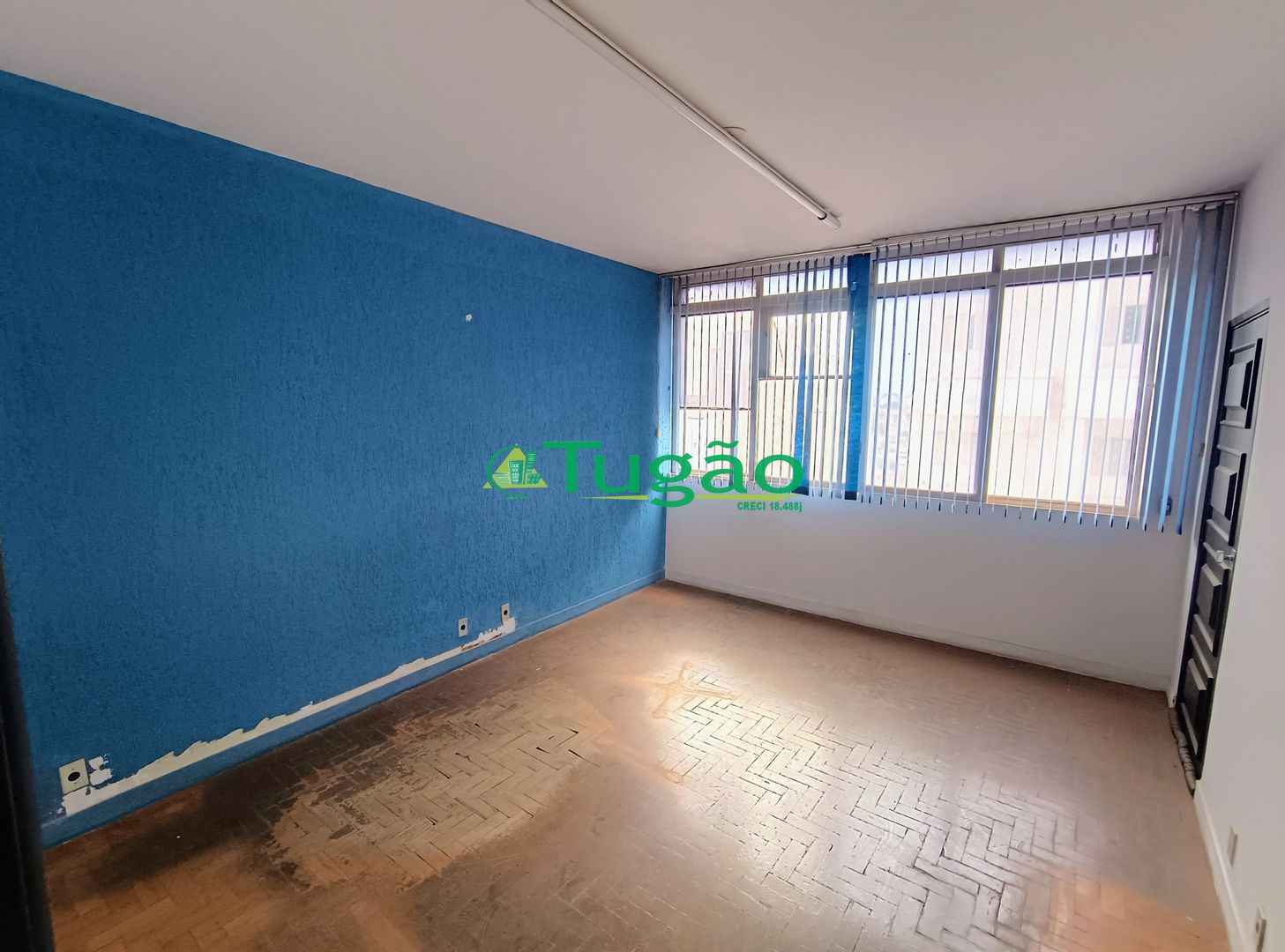 Conjunto Comercial / Sala  à venda, 19m² — foto 2 de 2