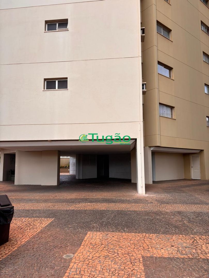 Apartamento com 3 quartos à venda, 107m² — foto 2 de 34