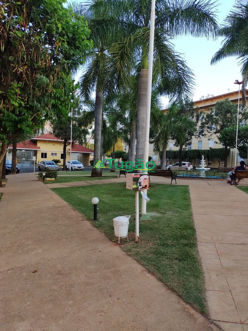 Apartamento com 2 quartos à venda, 62m² — foto 2 de 12