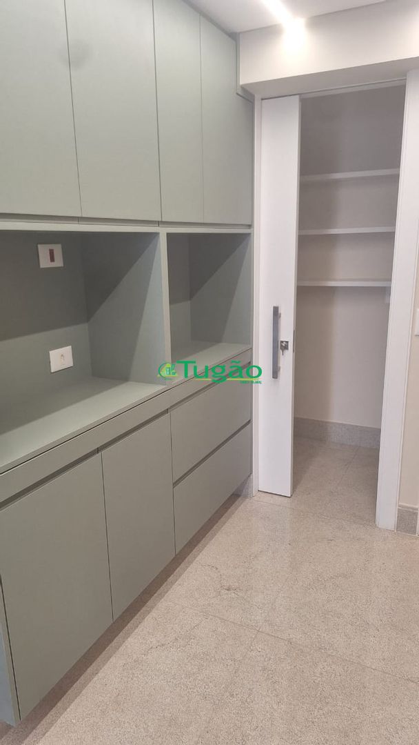Apartamento com 3 quartos à venda, 256m² — foto 14 de 27