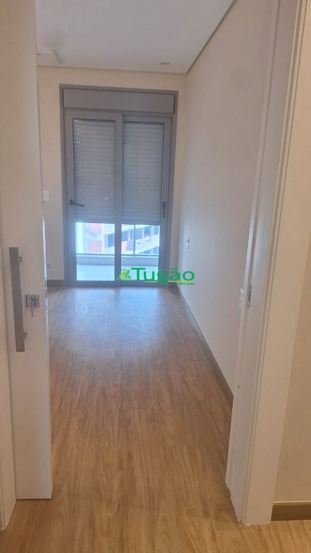 Apartamento com 3 quartos à venda, 256m² — foto 21 de 27