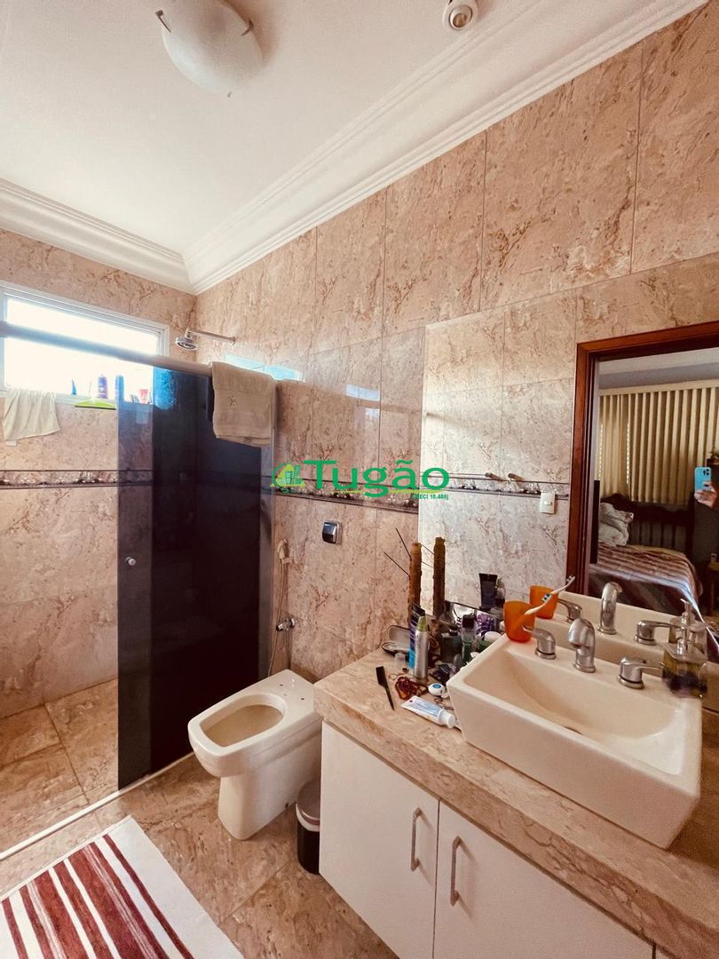 Casa de Condomínio com 4 quartos à venda, 482m² — foto 13 de 29