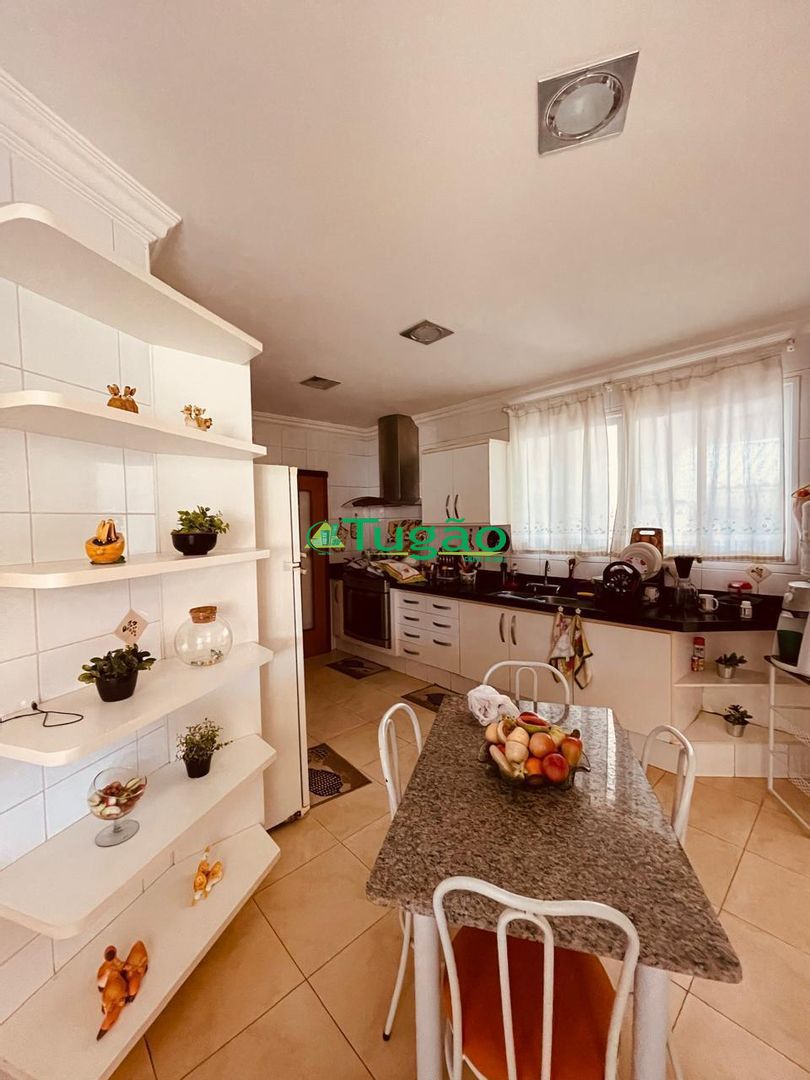 Casa de Condomínio com 4 quartos à venda, 482m² — foto 10 de 29