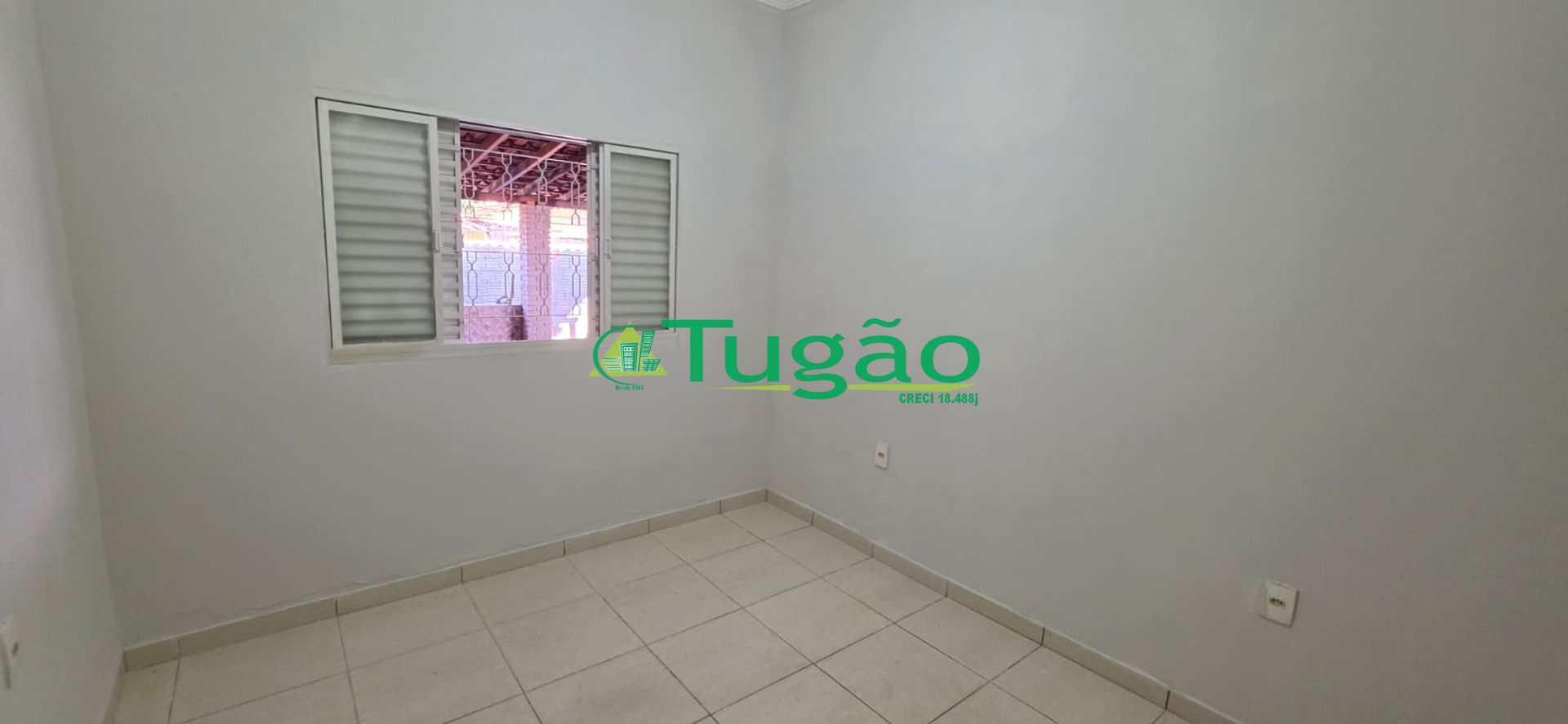 Casa com 2 quartos para aluguel, 60m² — foto 2 de 10