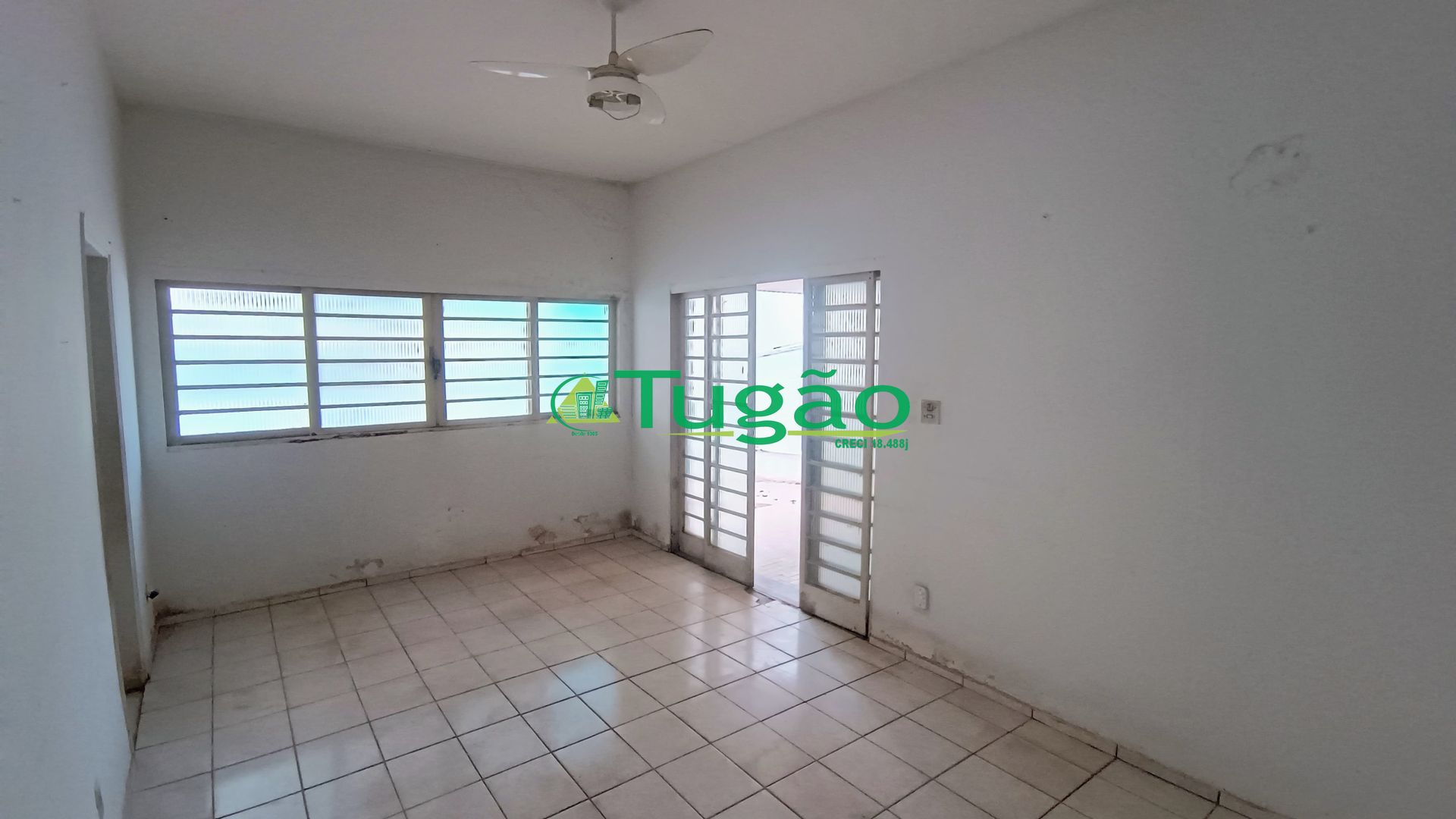 Casa com 3 quartos à venda, 171m² — foto 1 de 15