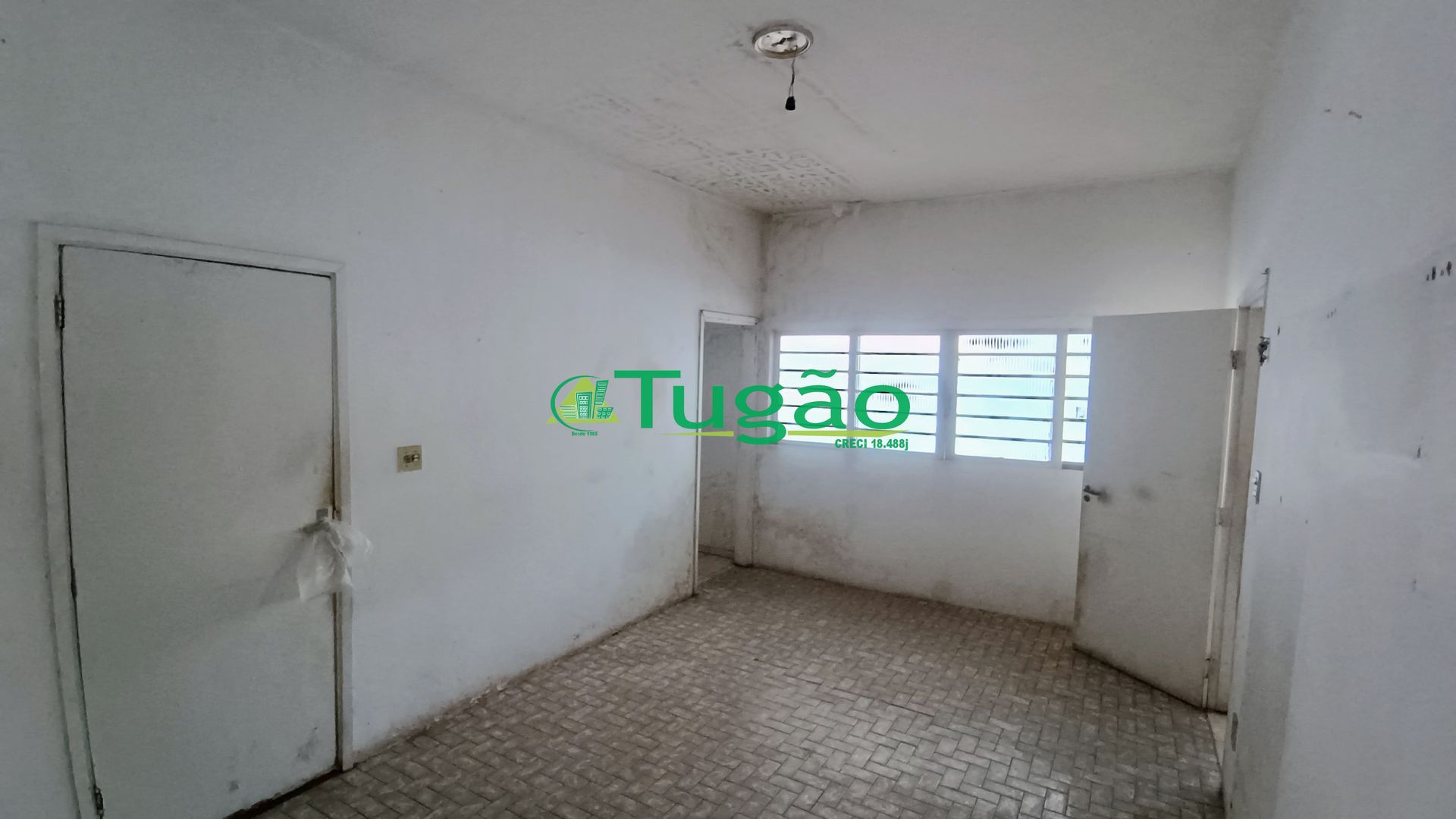Casa com 3 quartos à venda, 171m² — foto 2 de 15