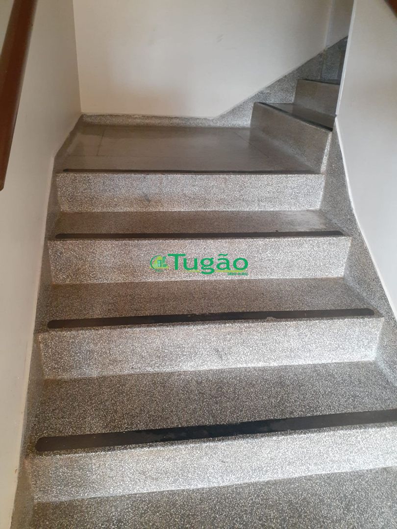 Apartamento com 3 quartos à venda, 98m² — foto 2 de 18