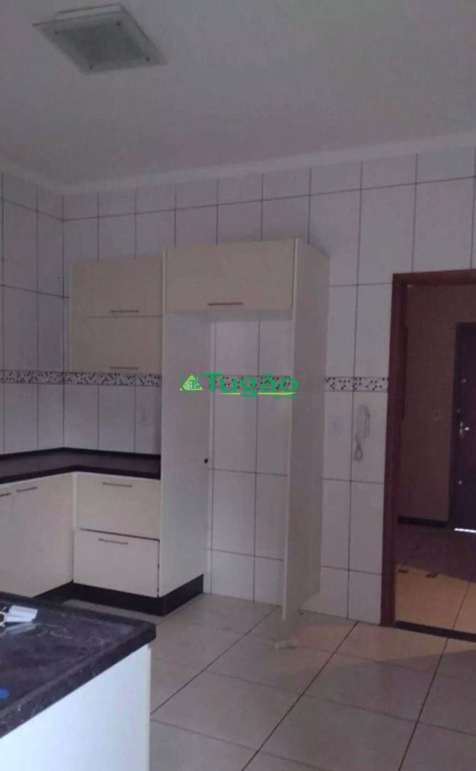 Casa com 3 quartos à venda, 92m² — foto 12 de 17