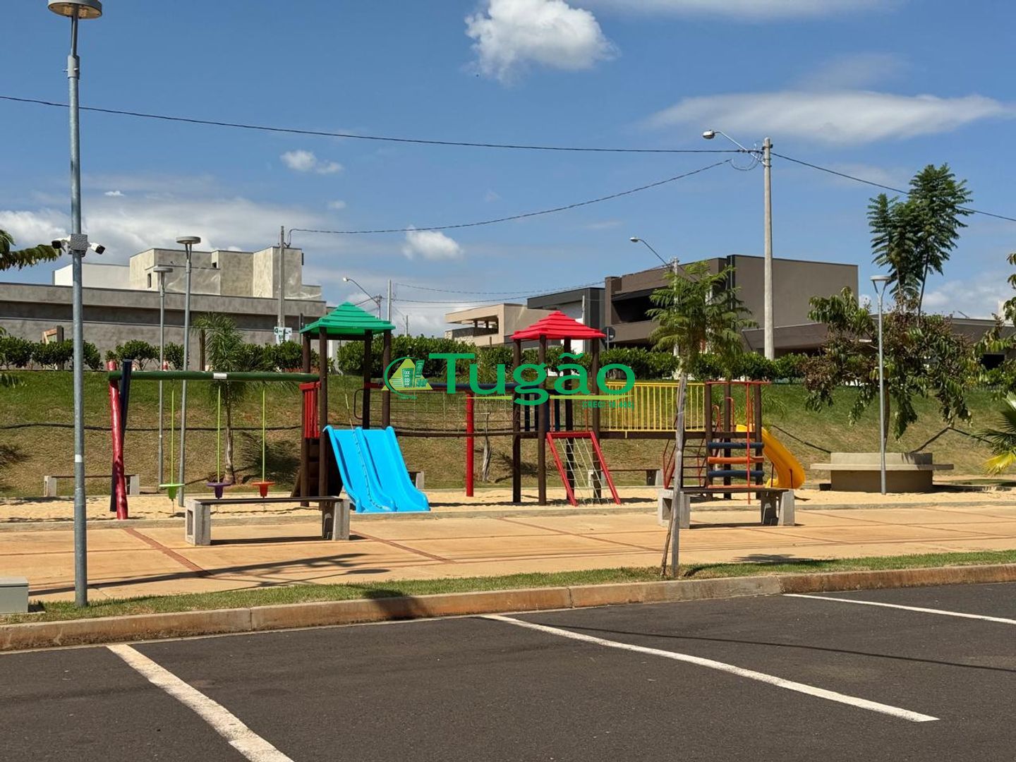 Terreno / Lote / Condomínio  à venda, 300m² — foto 8 de 9