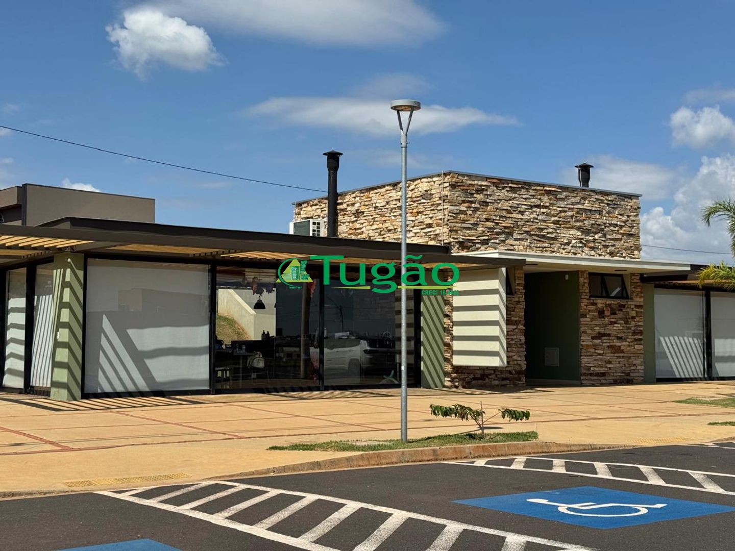 Terreno / Lote / Condomínio  à venda, 300m² — foto 7 de 9