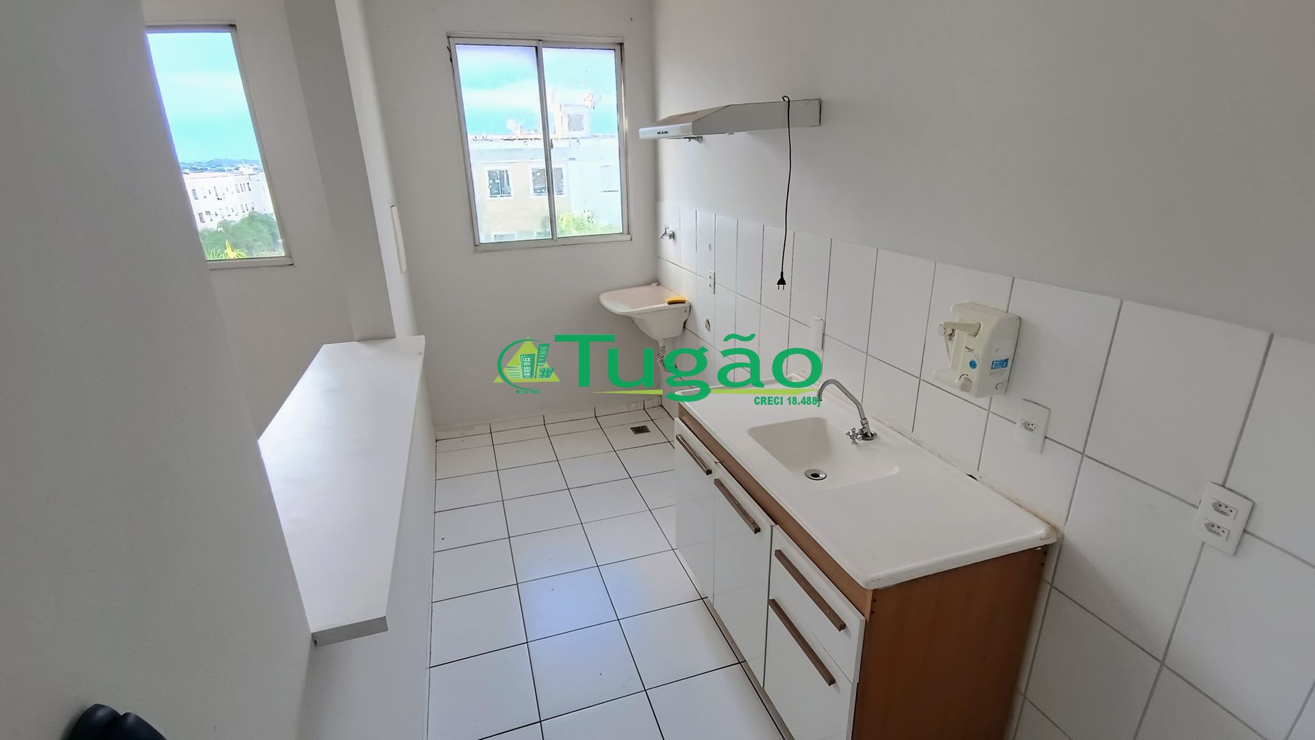Apartamento com 2 quartos para aluguel, 45m² — foto 1 de 5