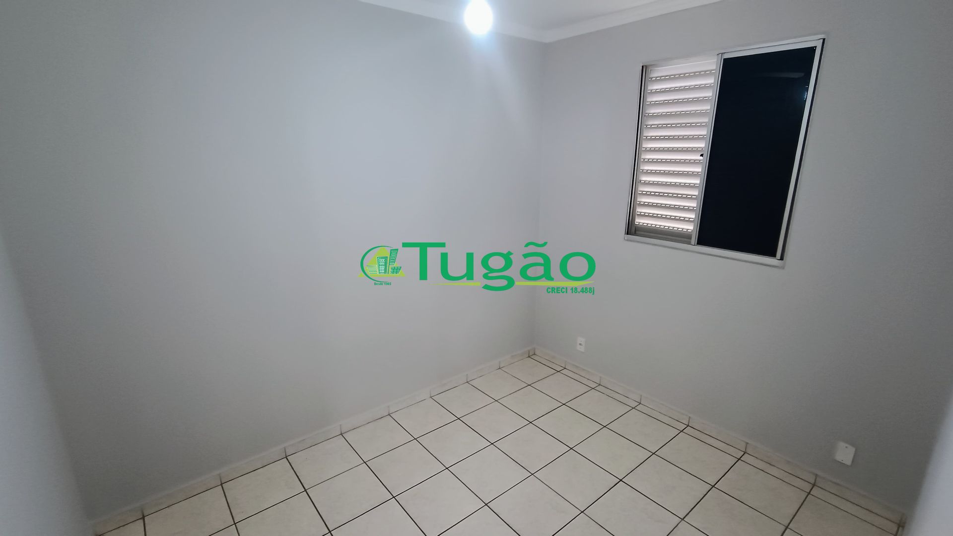 Apartamento com 2 quartos para aluguel, 45m² — foto 3 de 5