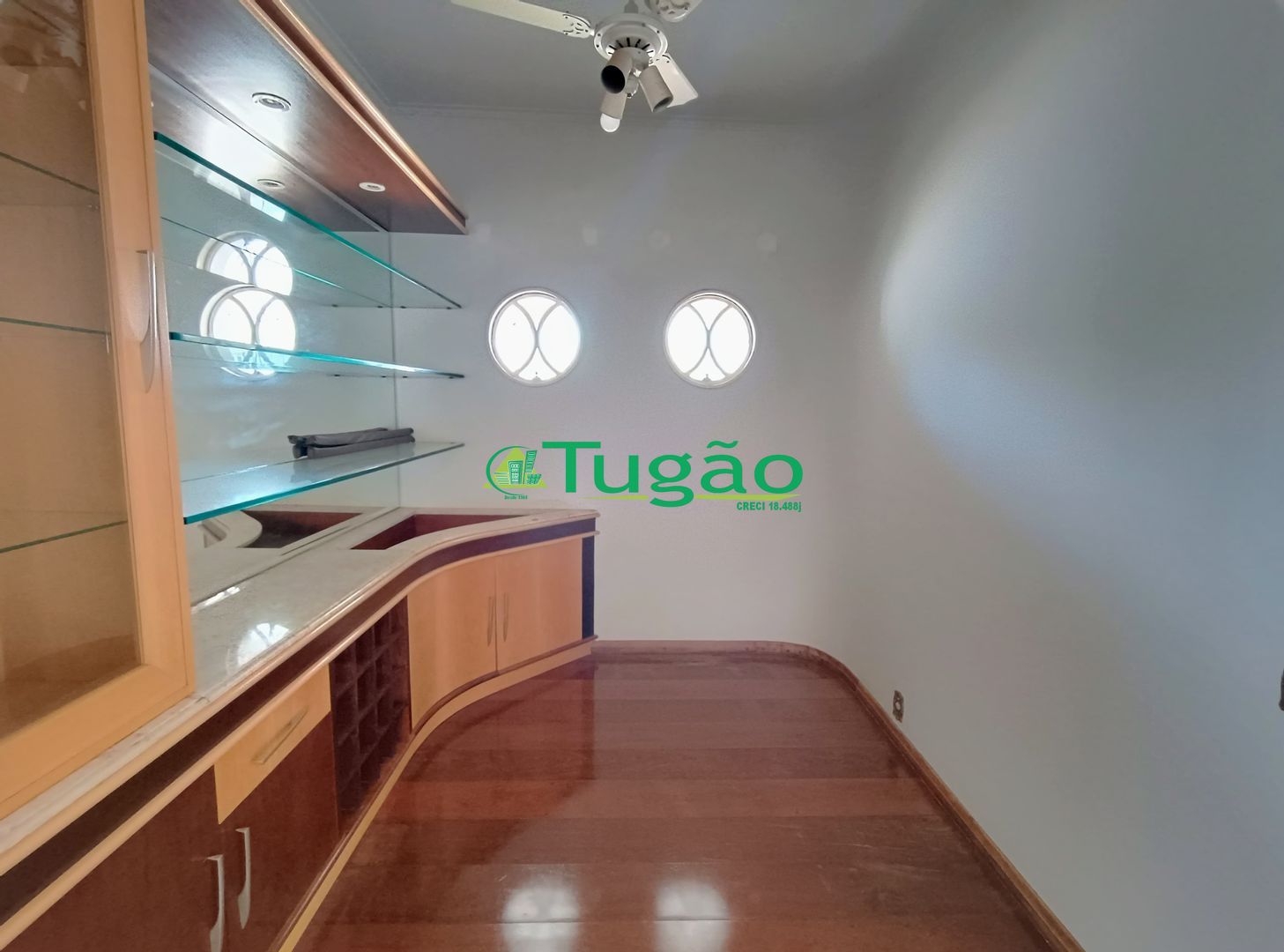 Casa com 3 quartos à venda, 542m² — foto 9 de 47