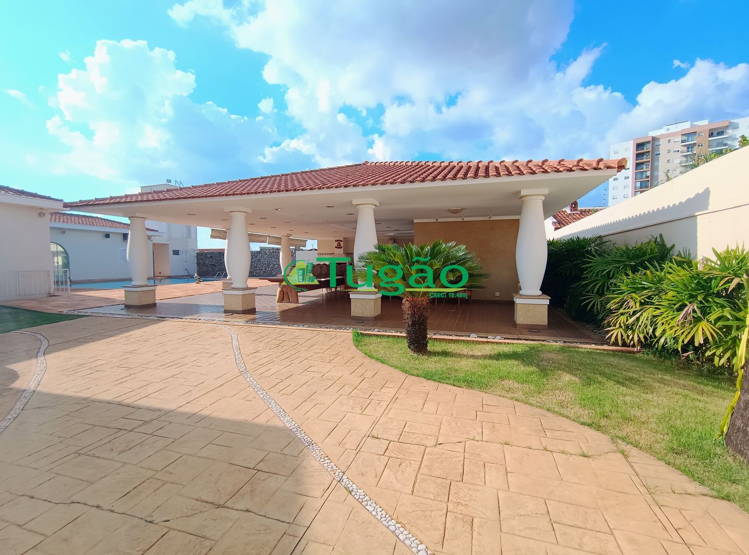 Casa com 3 quartos à venda, 542m² — foto 44 de 47