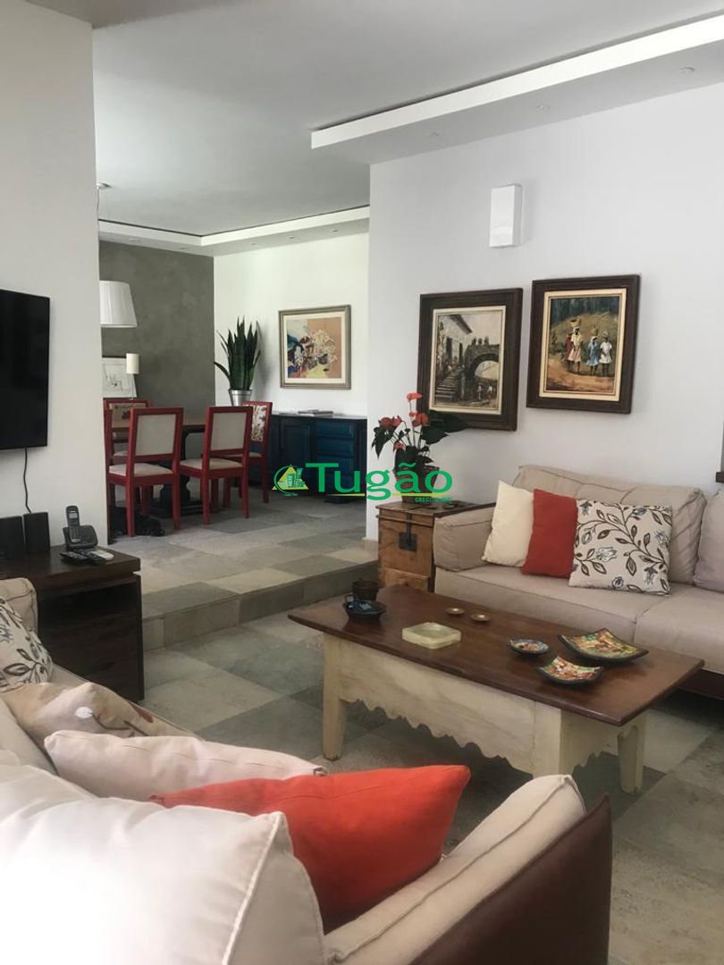 Casa com 3 quartos à venda, 414m² — foto 38 de 51