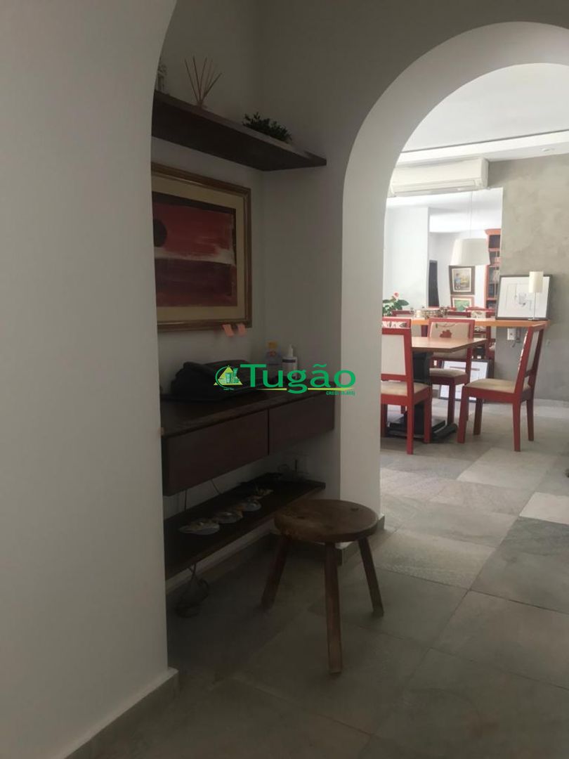 Casa com 3 quartos à venda, 414m² — foto 31 de 51