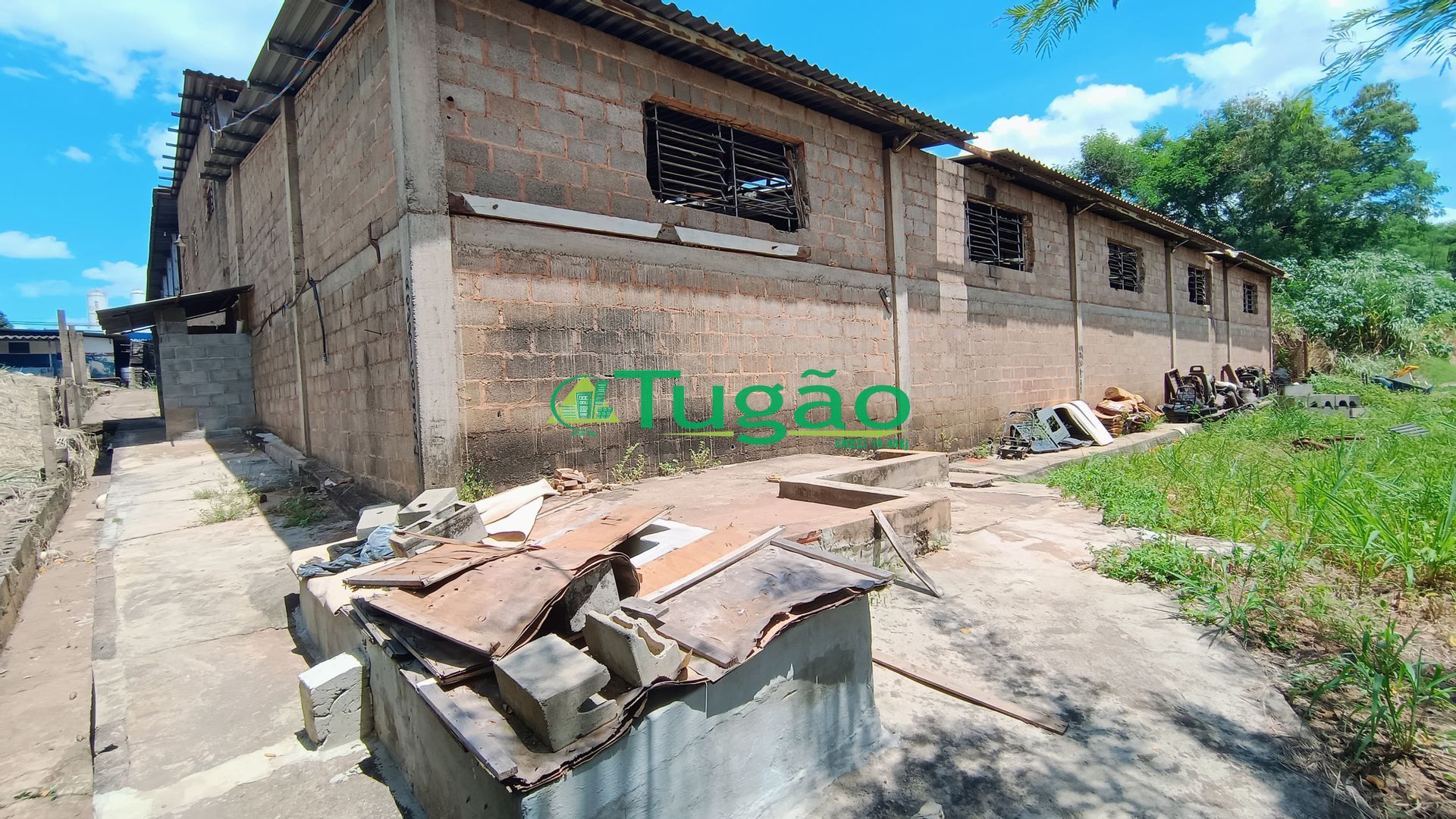 Loja / Salão / Ponto Comercial  para aluguel, 2326m² — foto 14 de 17
