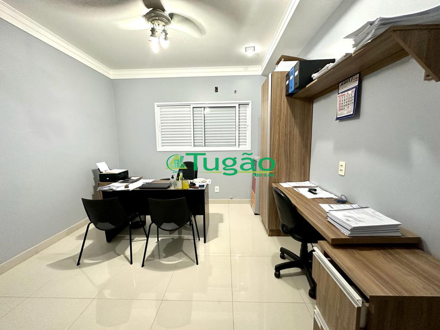 Casa de Condomínio com 4 quartos à venda, 300m² — foto 1 de 25