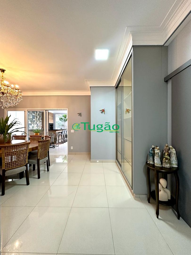 Casa de Condomínio com 4 quartos à venda, 300m² — foto 22 de 25