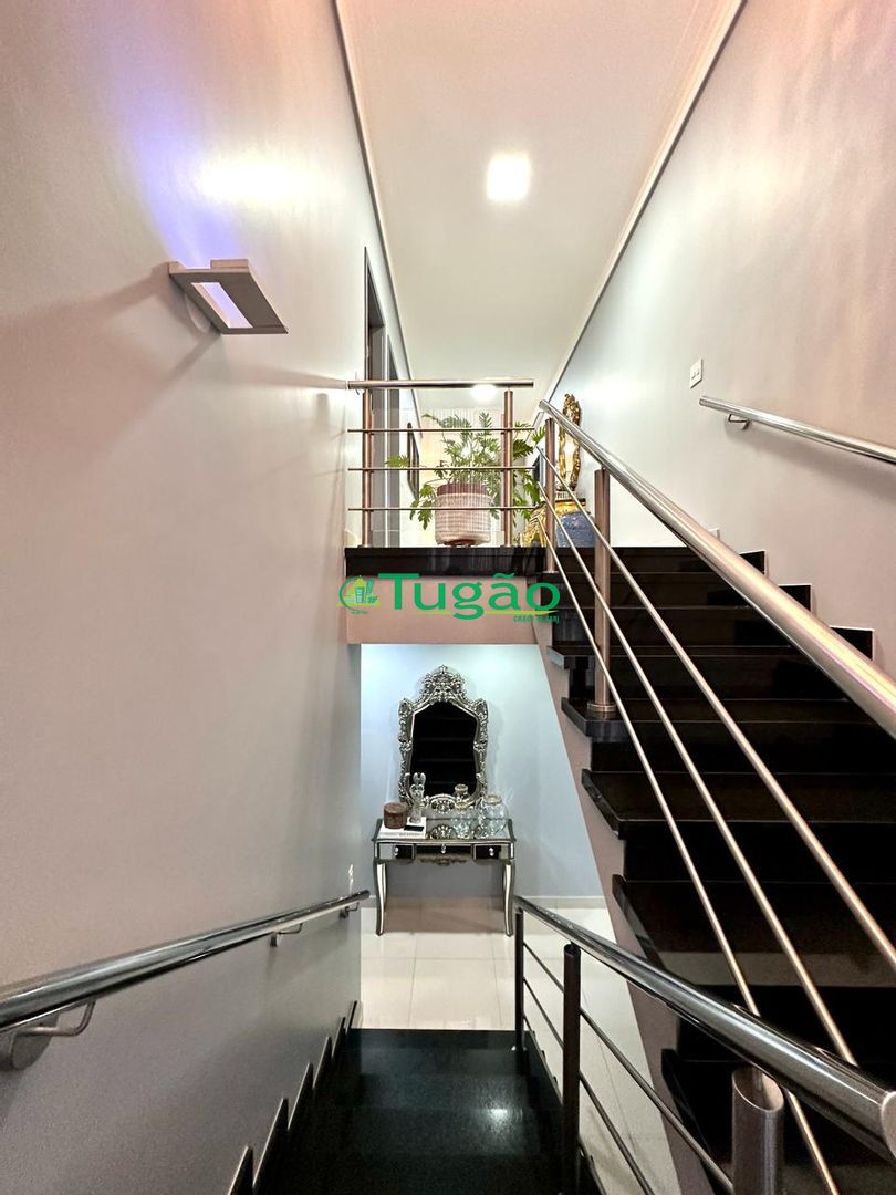 Casa de Condomínio com 4 quartos à venda, 300m² — foto 6 de 25