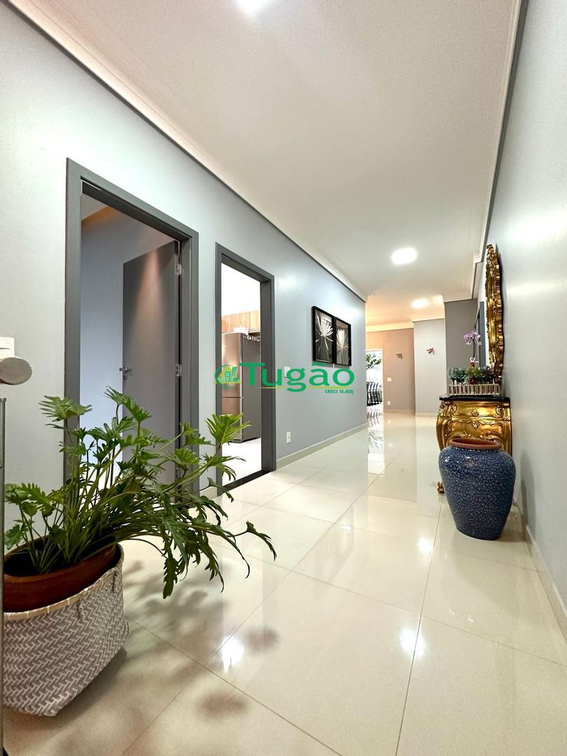 Casa de Condomínio com 4 quartos à venda, 300m² — foto 3 de 25