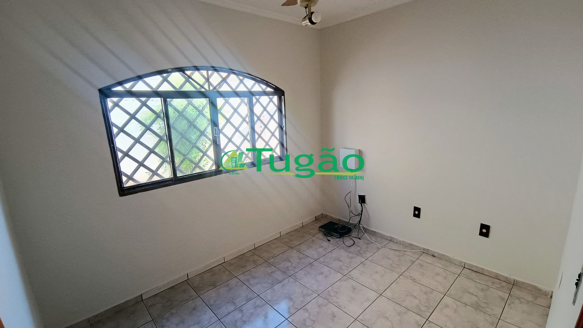 Casa com 3 quartos à venda, 250m² — foto 9 de 20