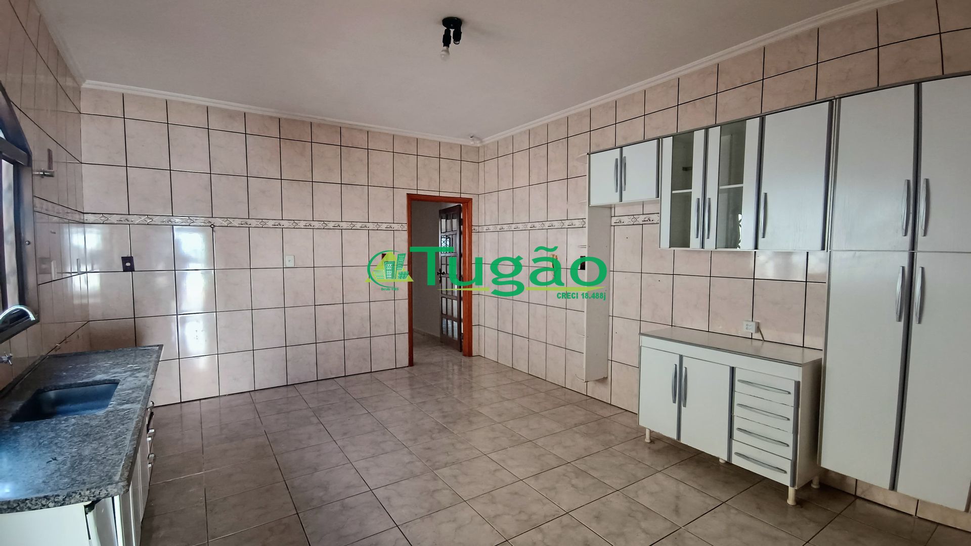 Casa com 3 quartos à venda, 250m² — foto 11 de 20