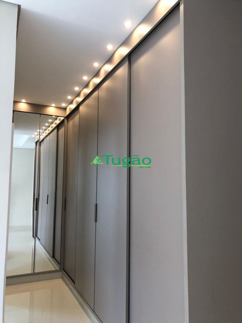 Casa de Condomínio com 3 quartos à venda, 207m² — foto 3 de 23