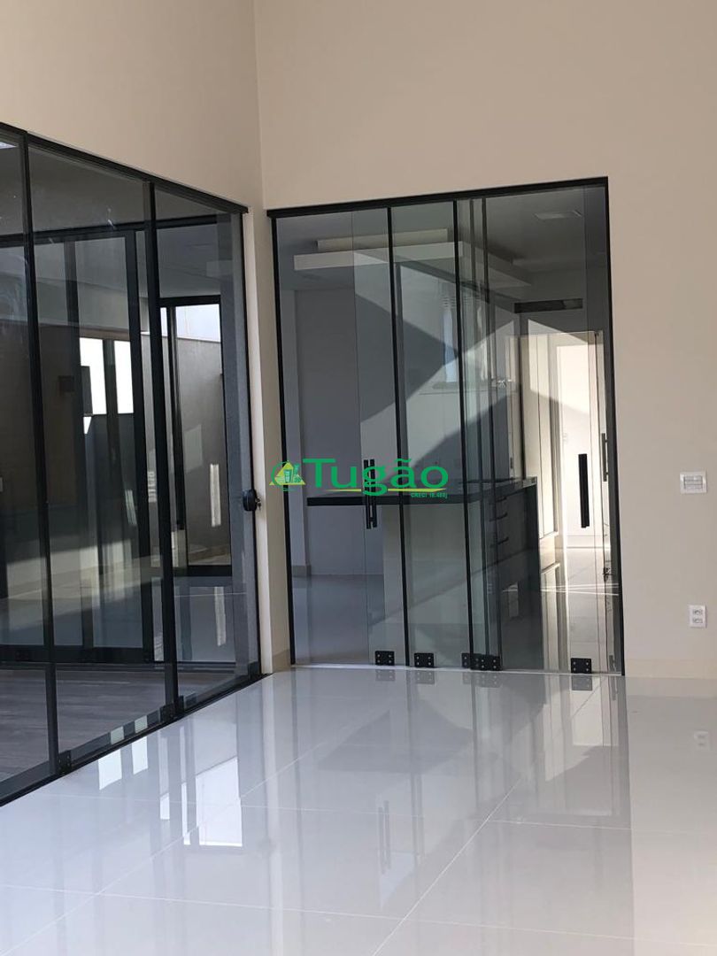 Casa de Condomínio com 3 quartos à venda, 207m² — foto 12 de 23