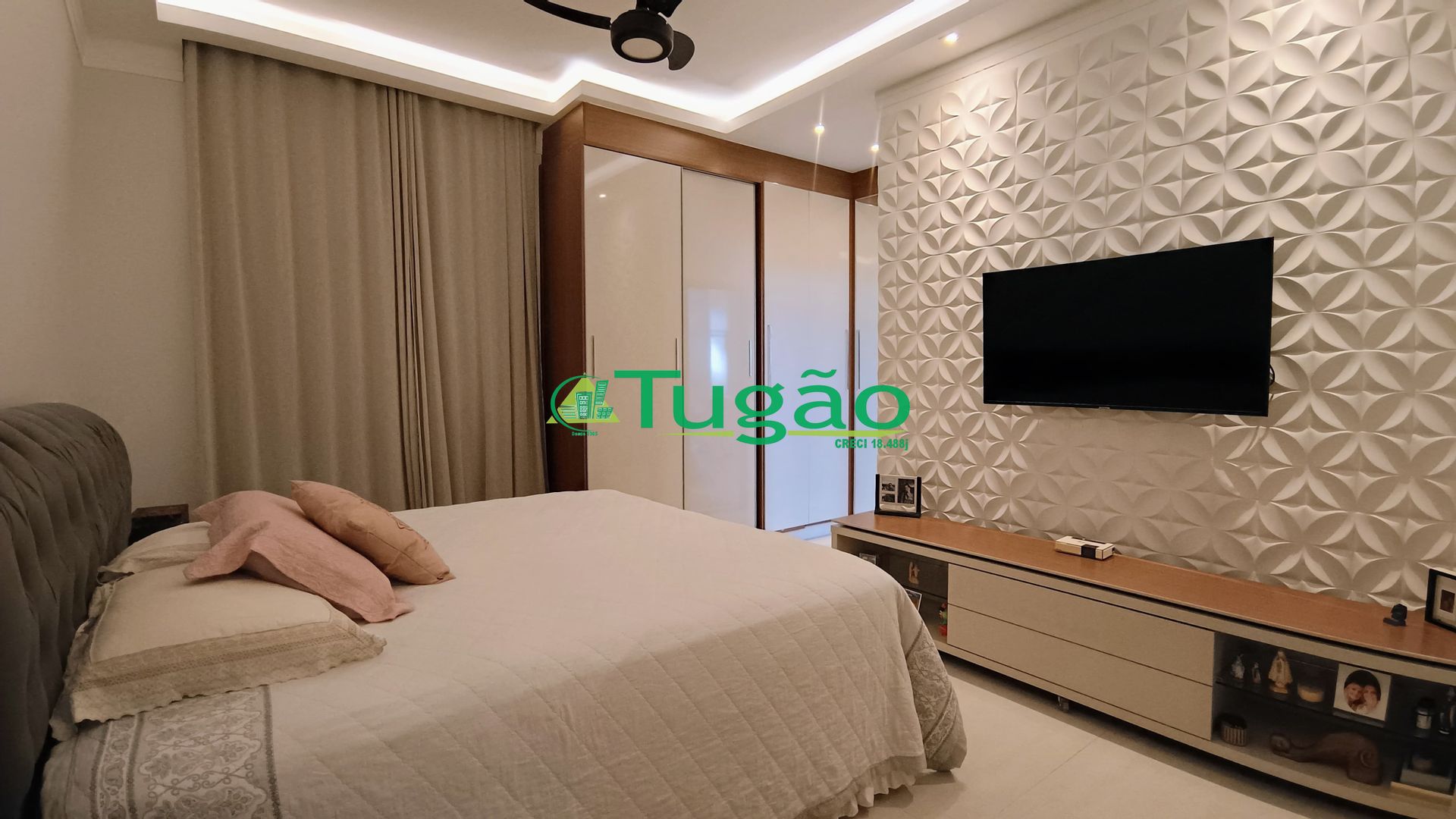 Casa com 3 quartos à venda, 250m² — foto 14 de 24