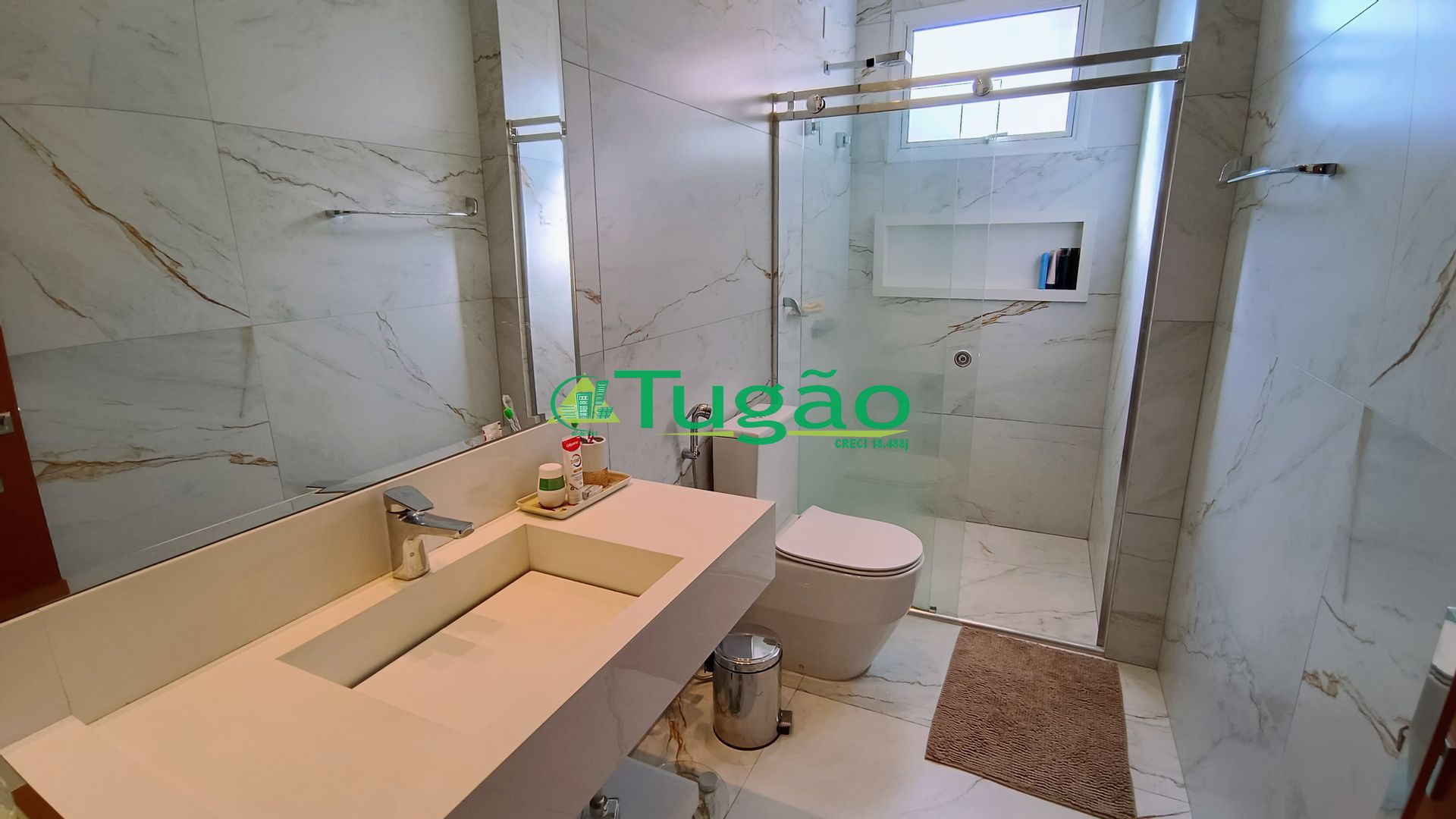 Casa com 3 quartos à venda, 250m² — foto 16 de 24