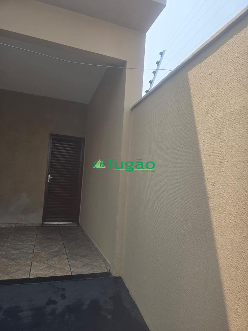 Casa com 4 quartos à venda, 120m² — foto 2 de 28