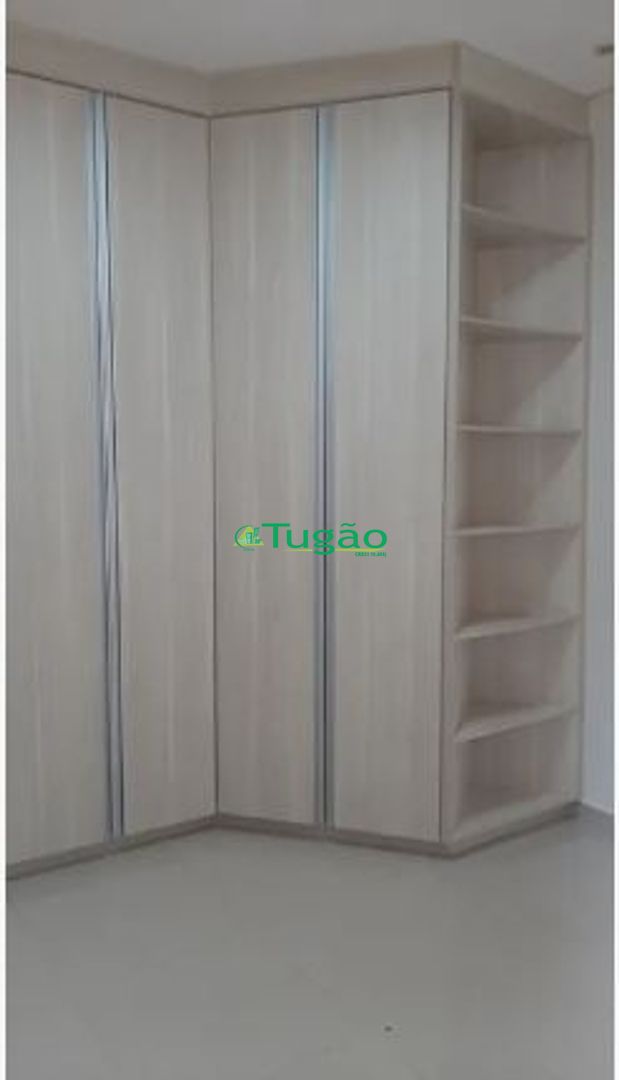 Casa de Condomínio com 3 quartos à venda, 228m² — foto 8 de 11
