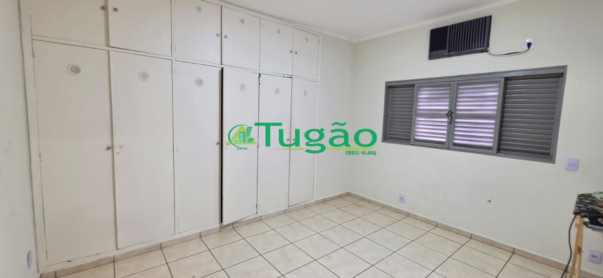 Casa com 3 quartos à venda, 249m² — foto 14 de 17