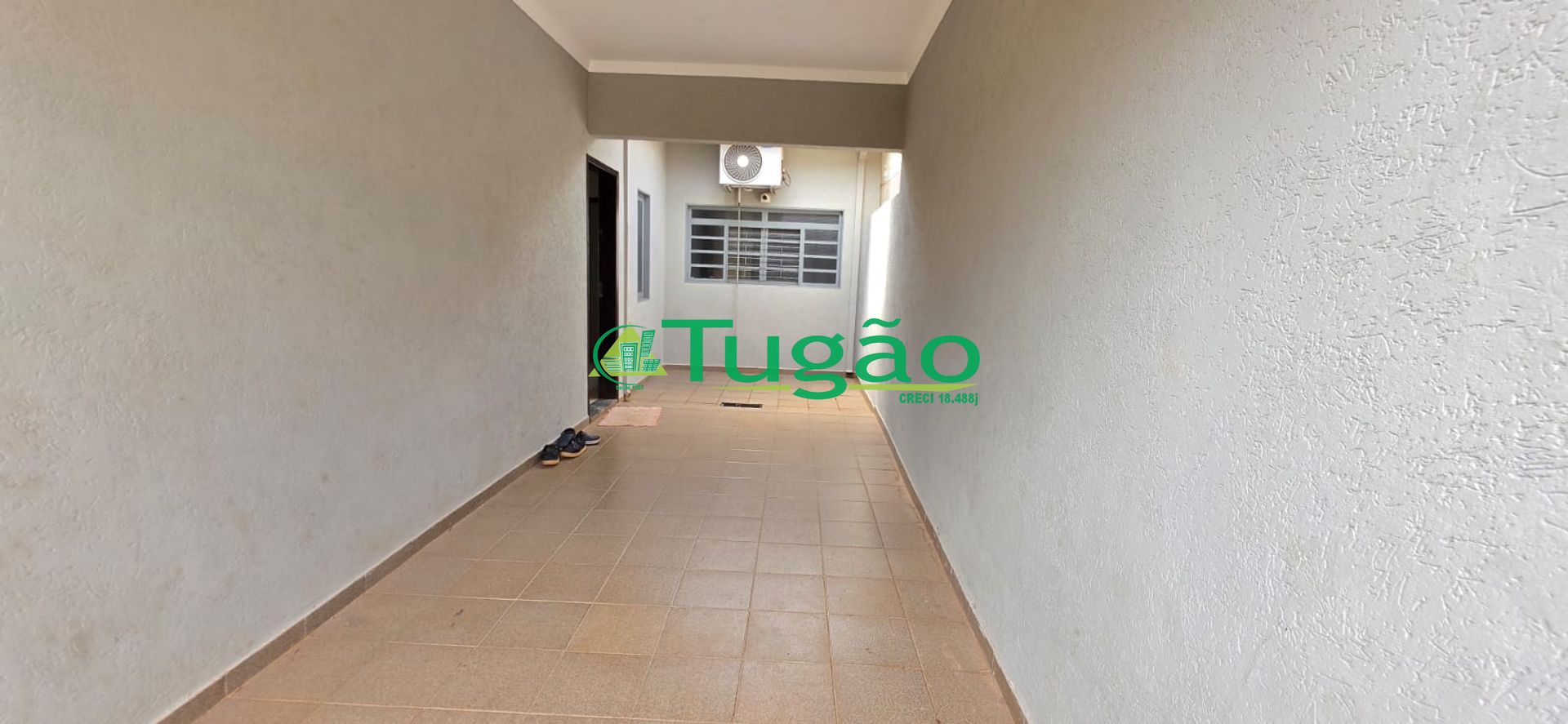 Casa com 3 quartos à venda, 249m² — foto 3 de 17