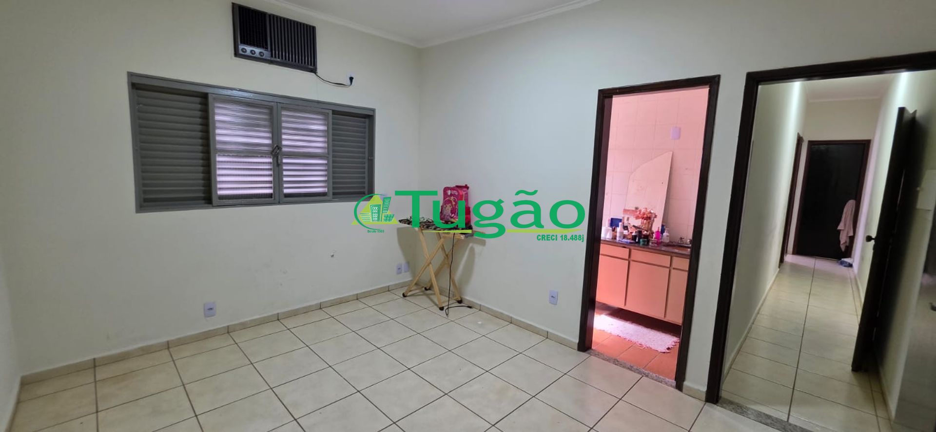 Casa com 3 quartos à venda, 249m² — foto 10 de 17
