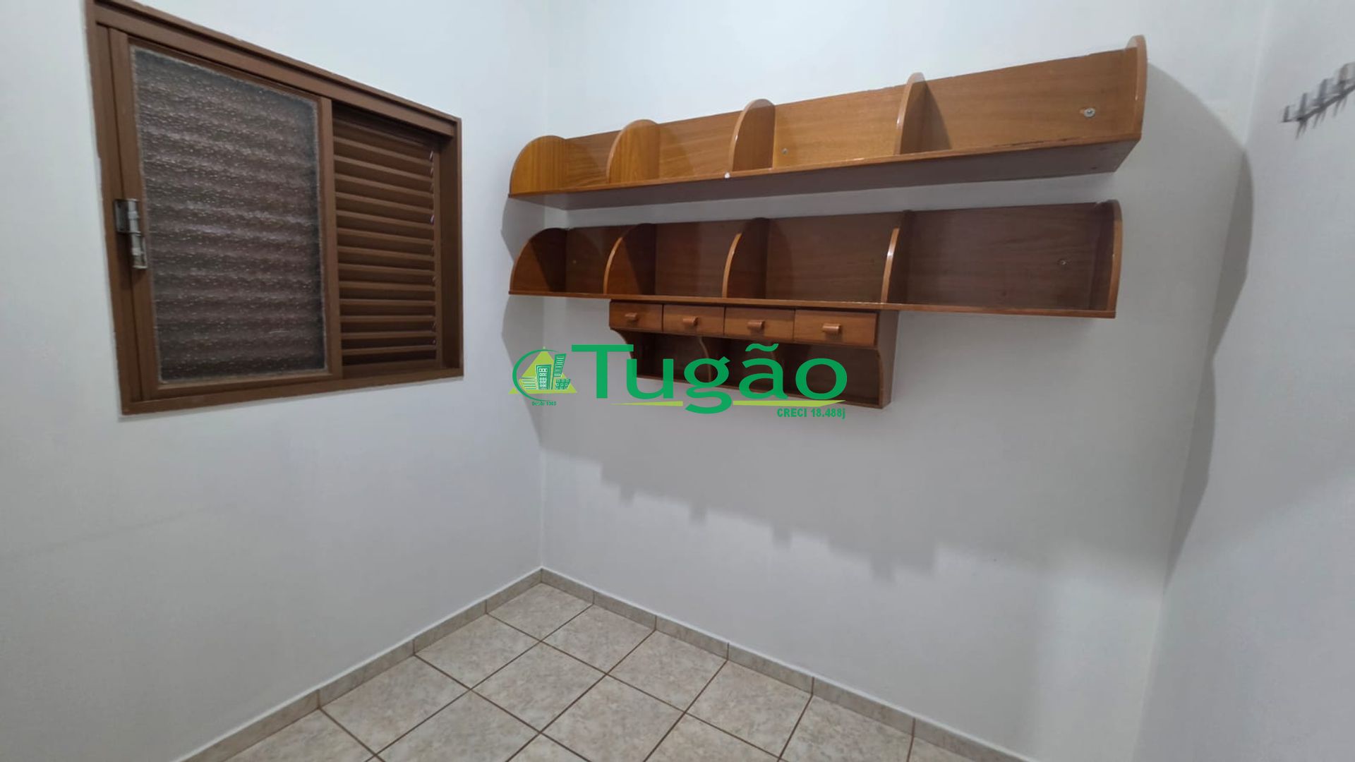 Casa com 3 quartos para aluguel, 320m² — foto 16 de 20