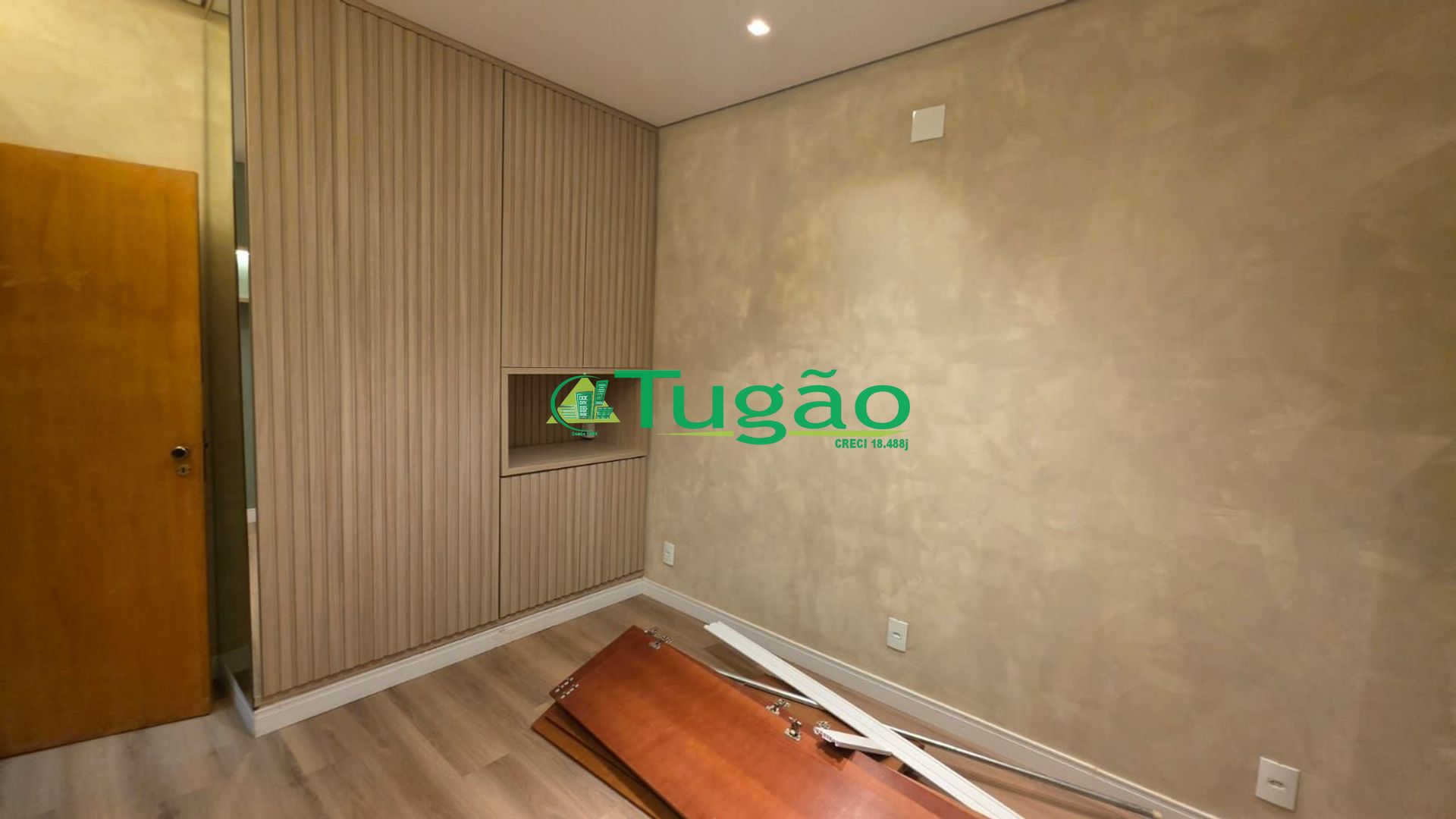 Casa com 3 quartos para aluguel, 320m² — foto 20 de 20