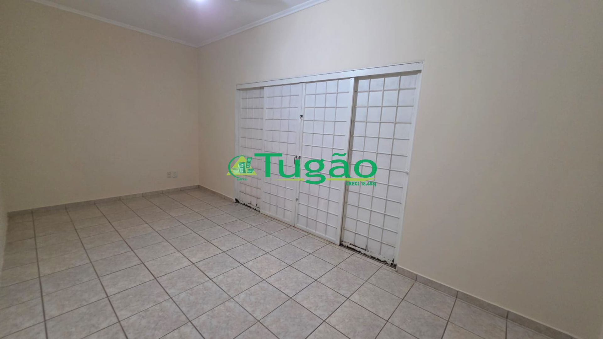 Casa com 3 quartos para aluguel, 320m² — foto 10 de 20